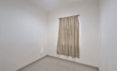 Dijual dan Disewa Rumah Cluster Thames Jgc – Hadap Taman, Adem & Sudah Renovasi Belakang! (030)
