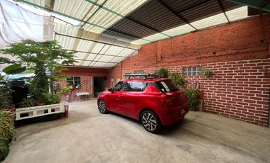 CASA CON LOCALES COMERCIALES EN VENTA EN CUAUTEPEC