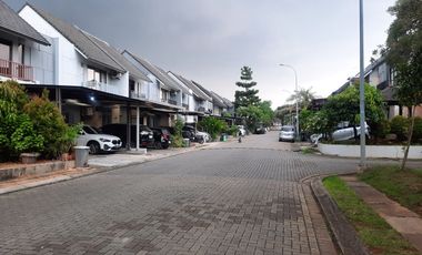 Dijual rumah 2 lantai siap huni dalam cluster eksklusif di Jakarta Timur