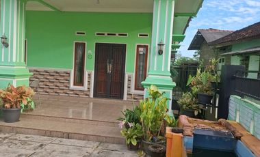 Dijual Cepat Rumah 1 Lantai UF Lampung Tengah Dekat Pt.manuppak Abadi dan Rumah Sakit Umum Daerah Demang Sepulau Raya