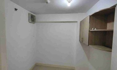 Sewa tahunan murah 2BR apartemen Bassura City furnished