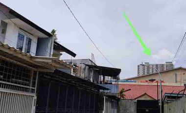 Rumah di Jln sudirman belakang BPK Penabur