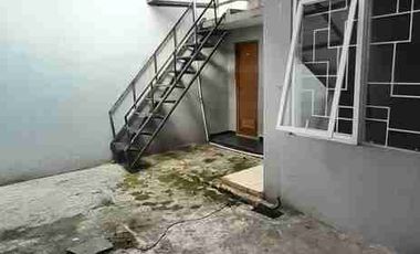 Rumah di Jln sudirman belakang BPK Penabur