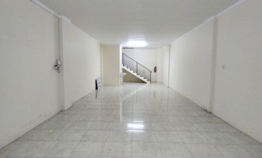 Strategic 3-Storey Commercial Shophouse in Jimbaran, Bali