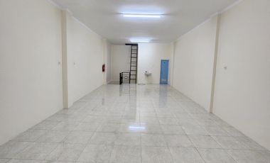 Strategic 3-Storey Commercial Shophouse in Jimbaran, Bali