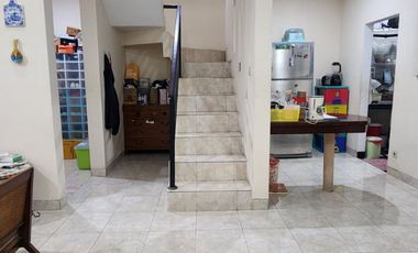 Rumah Modern 2 Lantai di Gatot Subroto, Denpasar