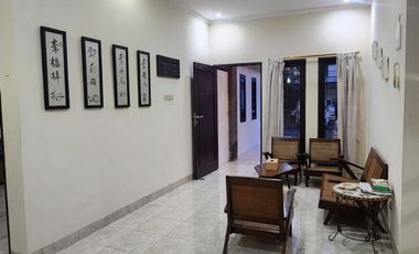 Rumah Modern 2 Lantai di Gatot Subroto, Denpasar