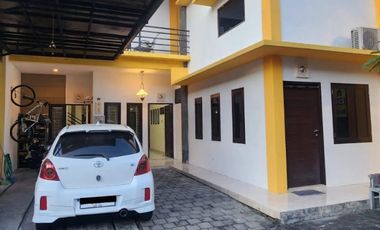 Rumah Modern 2 Lantai di Gatot Subroto, Denpasar