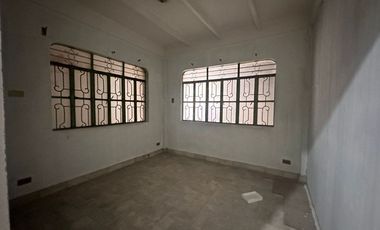 Spacious 4 Bedroom House and Lot for Lease in Comembo, Taguig City