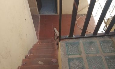 LOCAL COMERCIAL EN RENTA DE 100M2 EN EL CENTRO DE LA CIUDAD DE QRO