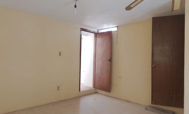 LOCAL COMERCIAL EN RENTA DE 100M2 EN EL CENTRO DE LA CIUDAD DE QRO