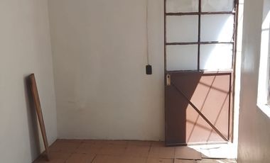 LOCAL COMERCIAL EN RENTA DE 100M2 EN EL CENTRO DE LA CIUDAD DE QRO