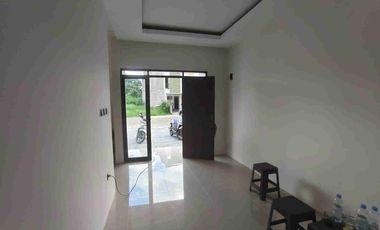 Jual Rumah Baru 2 Lantai Gaya Scandinavian Sebuah Cluster di Antapani Tengah