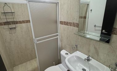 URBANIZACION NAPOLI VIA SALITRE ALQUILO PRECIOSA VILLA DOS PLANTAS, TRES DORMITORIOS,  ACABADOS MODERNOS.