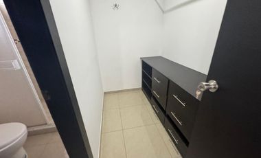 URBANIZACION NAPOLI VIA SALITRE ALQUILO PRECIOSA VILLA DOS PLANTAS, TRES DORMITORIOS,  ACABADOS MODERNOS.