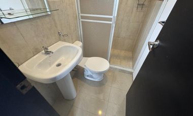 URBANIZACION NAPOLI VIA SALITRE ALQUILO PRECIOSA VILLA DOS PLANTAS, TRES DORMITORIOS,  ACABADOS MODERNOS.