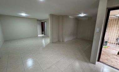 URBANIZACION NAPOLI VIA SALITRE ALQUILO PRECIOSA VILLA DOS PLANTAS, TRES DORMITORIOS,  ACABADOS MODERNOS.