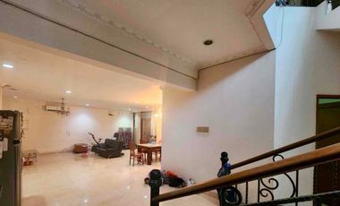 Turun!Jual Rumah Siap Huni 10x20m2 di Kedoya Akses Strategis