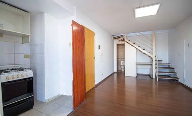 VENTA - Duplex de un dormitorio con balcón terraza.