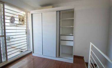 VENTA - Duplex de un dormitorio con balcón terraza.