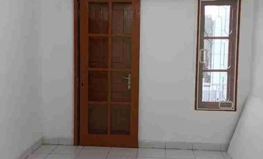 Disewakan Cepat Rumah di Taman Palem Lestari