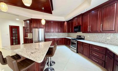 Residencia de lujo en Santa Lucía | 504 m² construcción | Recámara en planta baja