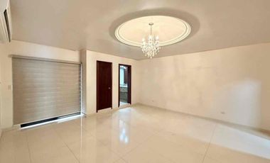 Residencia de lujo en Santa Lucía | 504 m² construcción | Recámara en planta baja