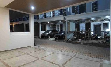 Rumah 1 M an Dalam Cluster Akses 2 Mobil Pinggir jalan raya Jagakarsa Jakarta selatan