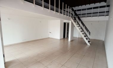 ARRIENDO LOCAL MARSELLA REAL – BUCARAMANGA