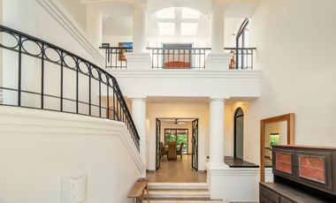 Amplia casa de 5 cuartos en Playacar