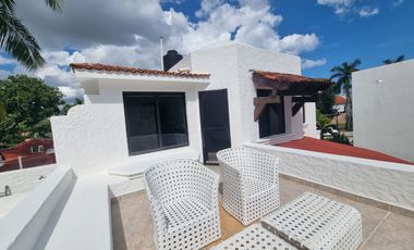 Amplia casa de 5 cuartos en Playacar