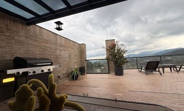 Amoblado HERMOSO dúplex alto de palmas