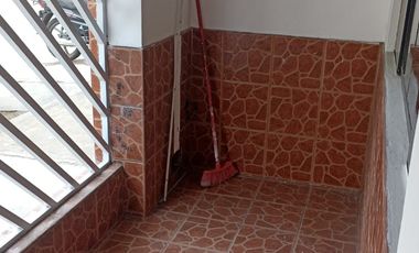 VENDO DPTO 02 HAB 1ER PISO JR LOS ACIANOS URB LAS FLORES SJL - FRENTE A PARQUE