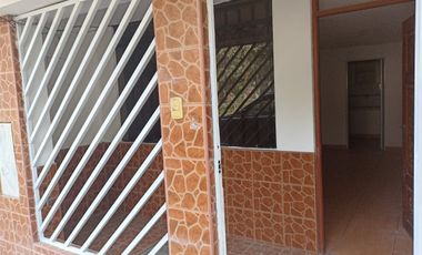 VENDO DPTO 02 HAB 1ER PISO JR LOS ACIANOS URB LAS FLORES SJL - FRENTE A PARQUE