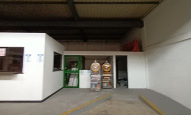 ARRIENDO BODEGA -ALMACEN Y OFICINAS