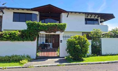 Venta Linda  casa Valle de los Chillos