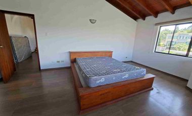 Venta Linda  casa Valle de los Chillos