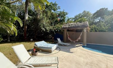 Casa Chocolate – Villa con Vista al Campo de Golf en Club Real, Playacar Fase II