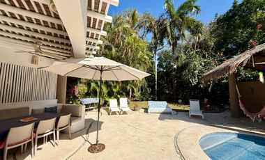 Casa Chocolate – Villa con Vista al Campo de Golf en Club Real, Playacar Fase II