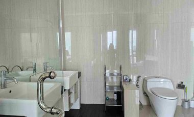 3 BEDROOMS MINI PENTHOUSE APARTMENT IN KEMANG AREA KEMANG VILLAGE RESIDENCE