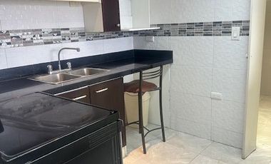 Se alquila departamento amoblado 2 dormitorios, Torres del Hilton Colon, GuayaquilS