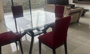 Se alquila departamento amoblado 2 dormitorios, Torres del Hilton Colon, GuayaquilS