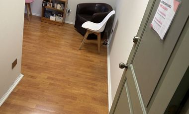 Inmejorable Ubicación A La Salida De Metro Pedro De Valdivia