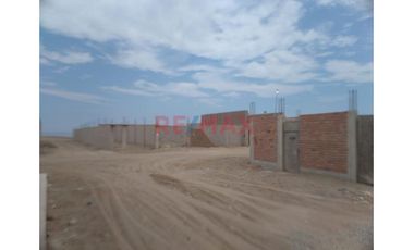 Alquilo Amplio Terreno Cercado Para Cualquier Tipo De Negocio En Huanchaquito Bajo , Area 220.50M2, S/. 1,000 Soles