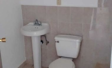 Edificio en renta, ideal para escuela, consultorio u oficina