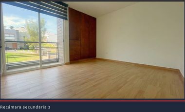 VENTA DE HERMOSA CASA EN LOMAS DE ANGELOPOLIS !!!
