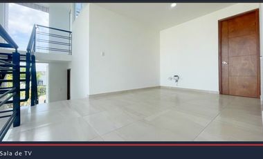 VENTA DE HERMOSA CASA EN LOMAS DE ANGELOPOLIS !!!