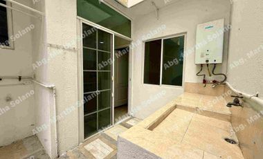 Arriendo Departamento Amoblado Independiente con A/C y parqueadero en Conjunto Habitacional