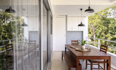 Penthouse Lock-Off con Alberca Privada en Venta | 3 Recámaras | Amueblado | Paneles Solares