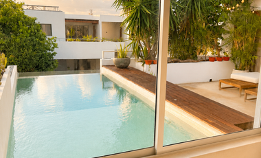 Penthouse Lock-Off con Alberca Privada en Venta | 3 Recámaras | Amueblado | Paneles Solares
